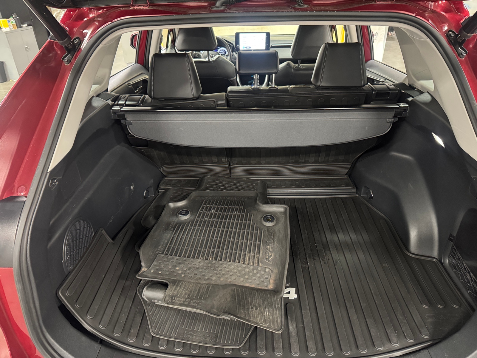 Thumbnail: 2023 Toyota RAV4 - 6