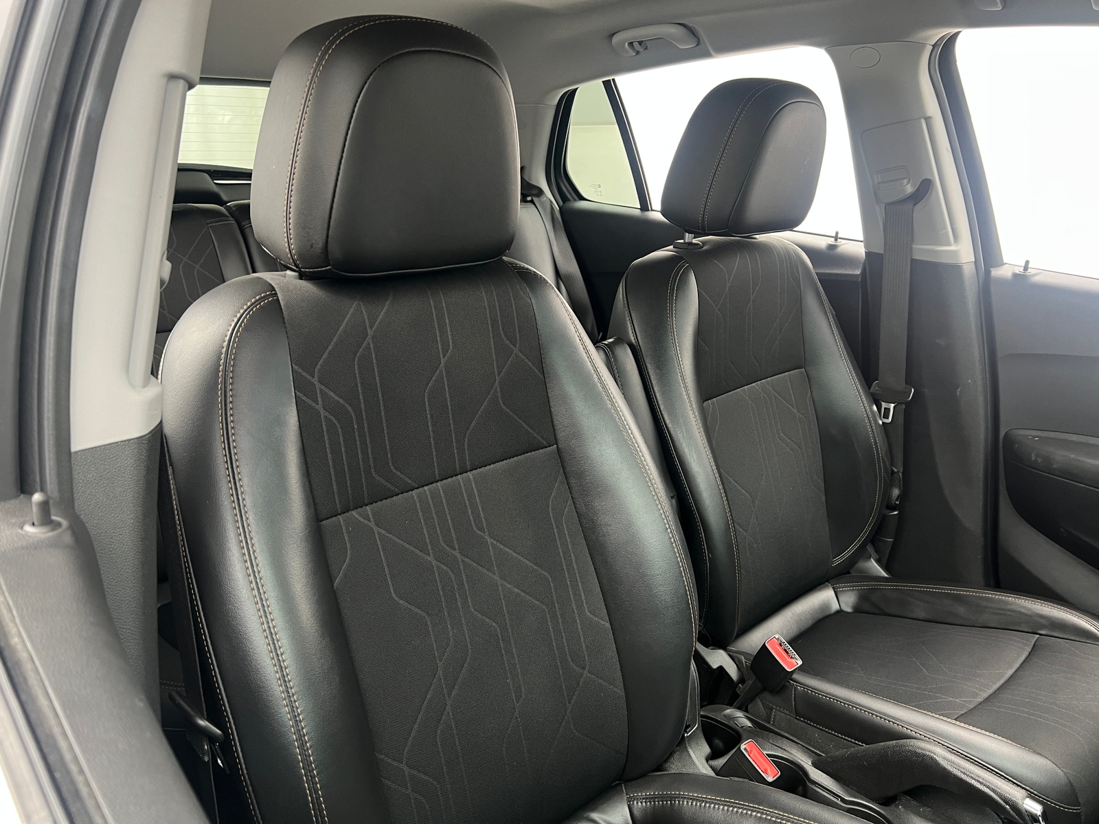 Thumbnail: 2019 Chevrolet Trax - 2