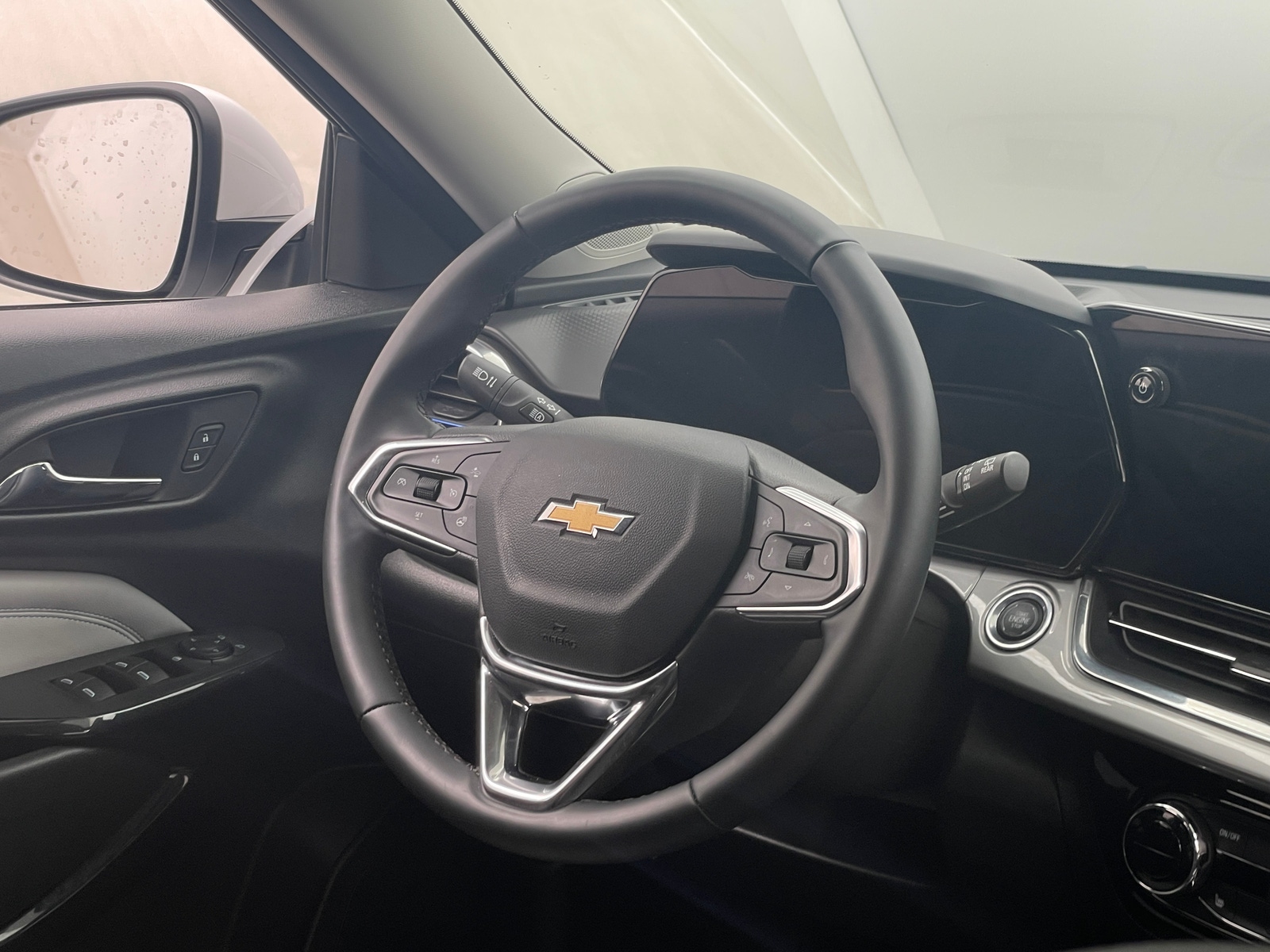 Thumbnail: 2025 Chevrolet Trax - 5