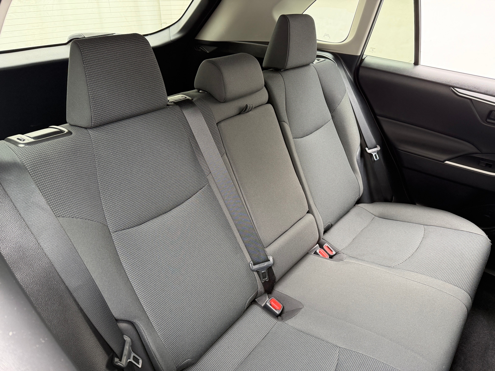 Thumbnail: 2021 Toyota RAV4 - 6