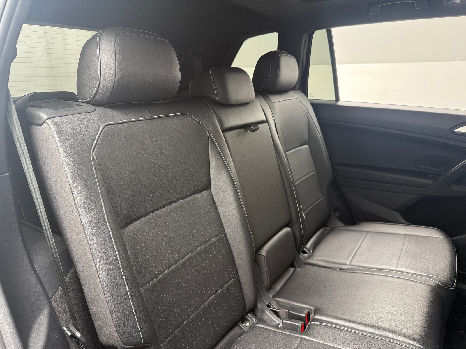 Thumbnail: 2021 Volkswagen Tiguan - 5