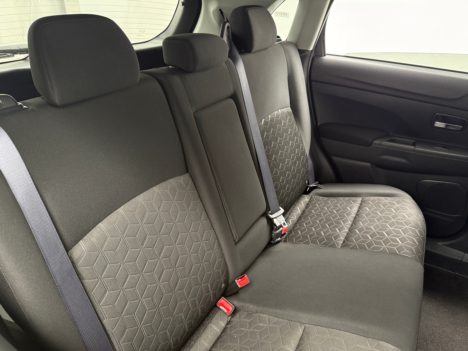 Thumbnail: 2021 Mitsubishi Outlander Sport - 6