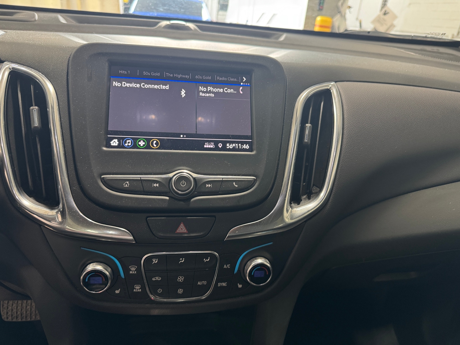 Thumbnail: 2021 Chevrolet Equinox - 4