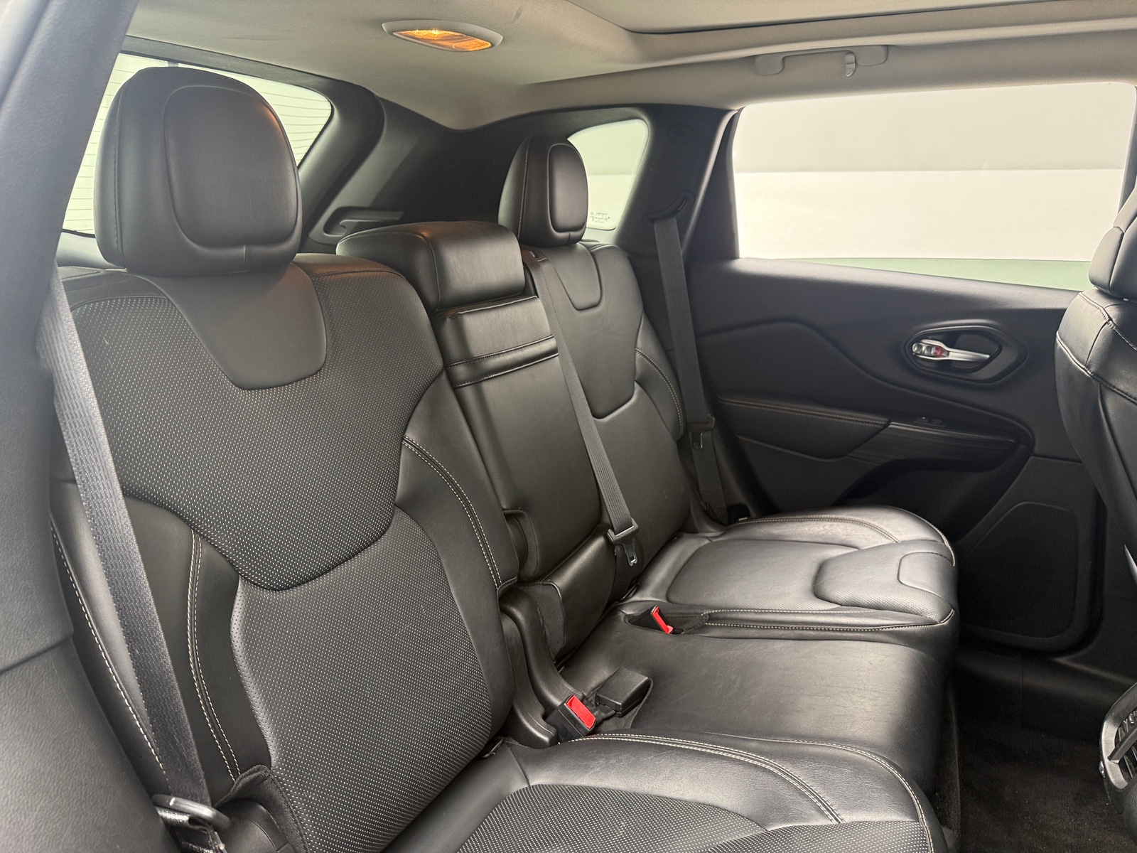 Thumbnail: 2014 Jeep Cherokee - 5