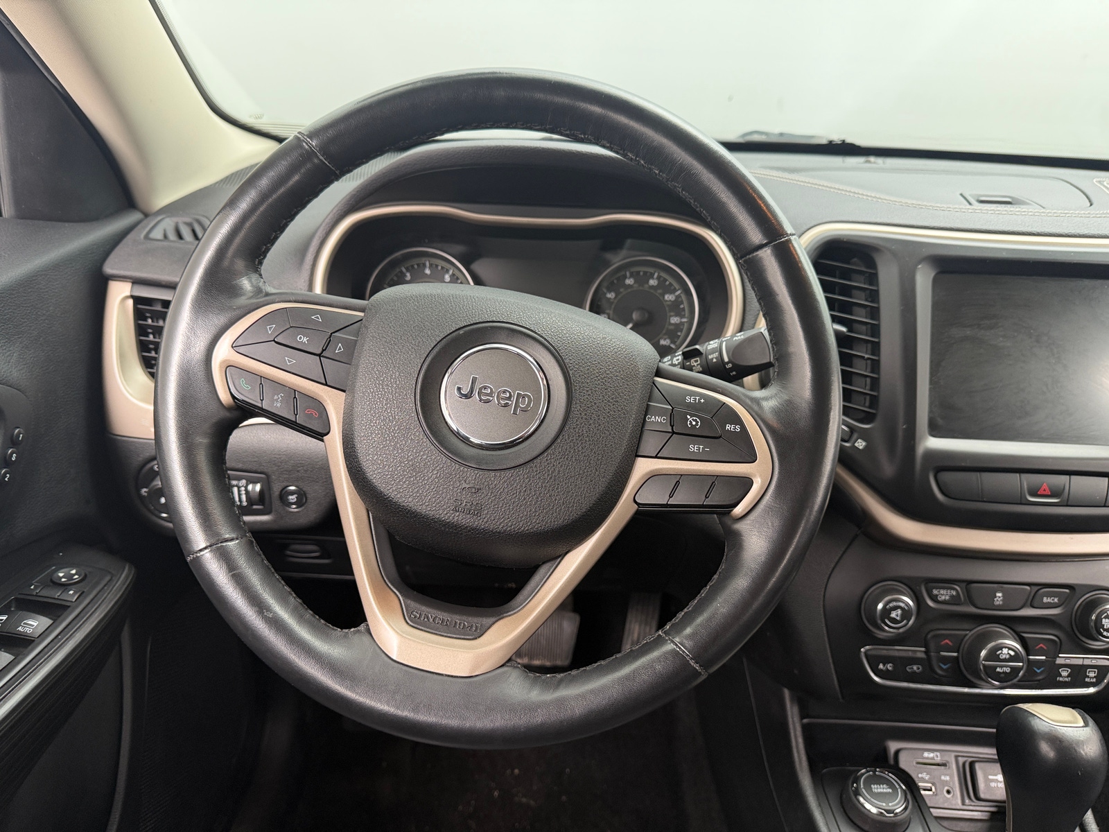 Thumbnail: 2014 Jeep Cherokee - 4