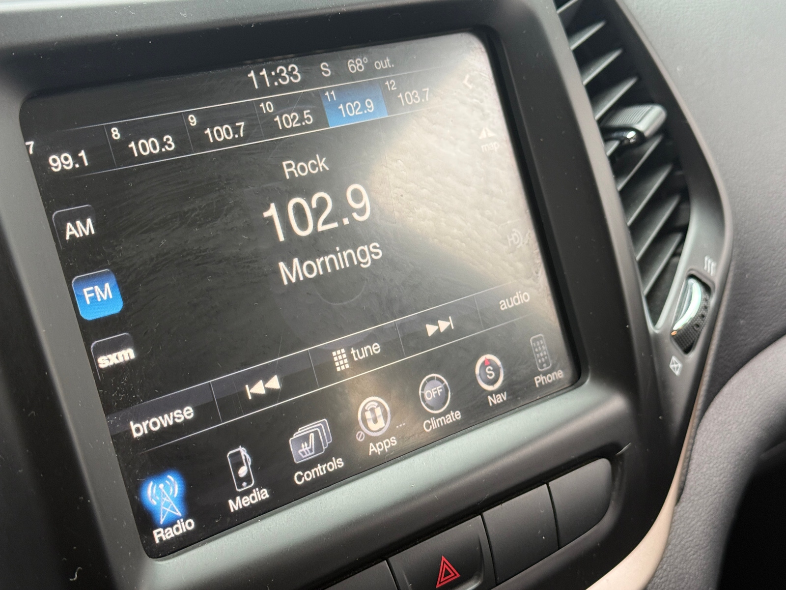 Thumbnail: 2014 Jeep Cherokee - 3