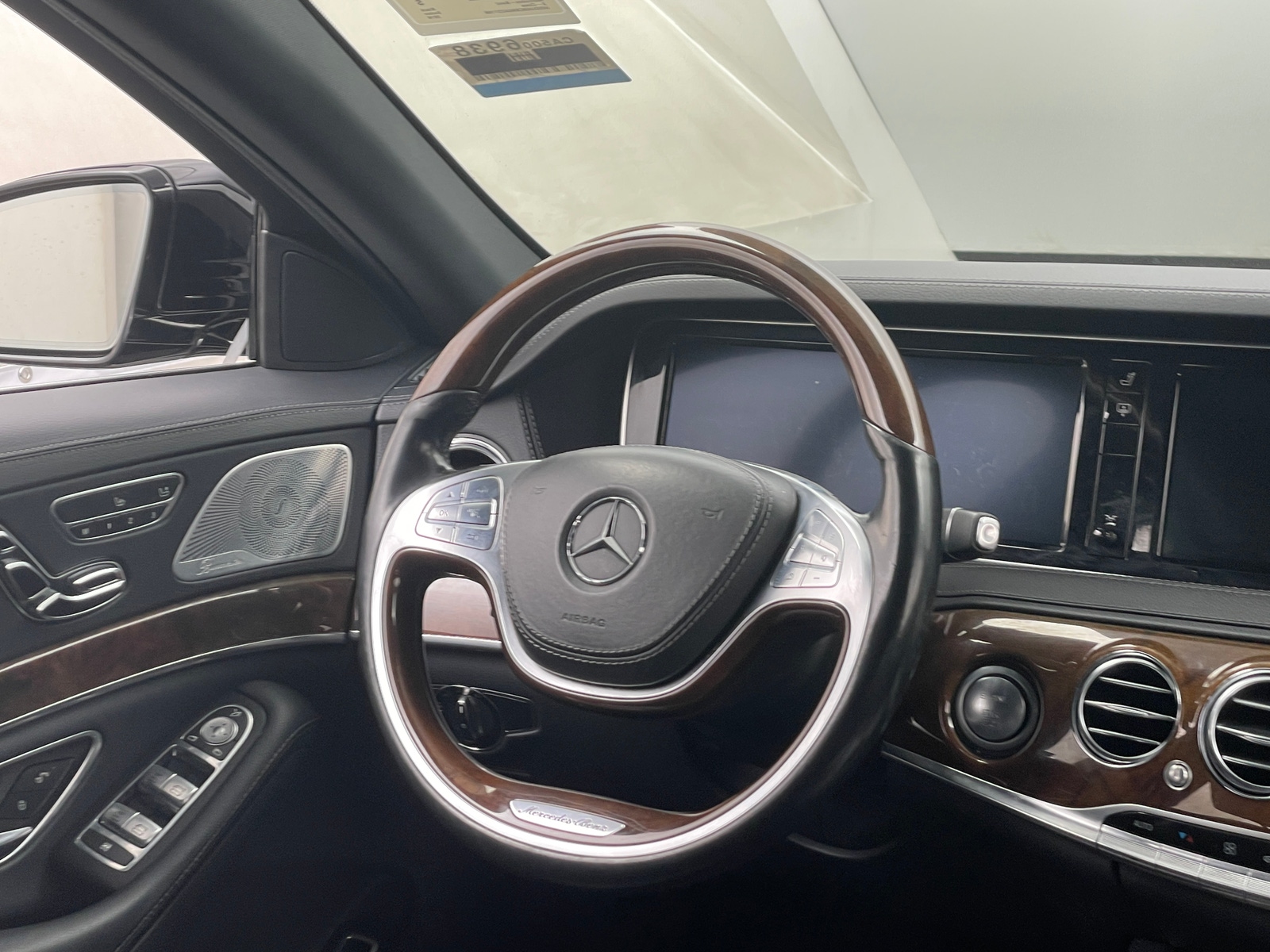 Thumbnail: 2016 Mercedes-Benz S-Class - 4