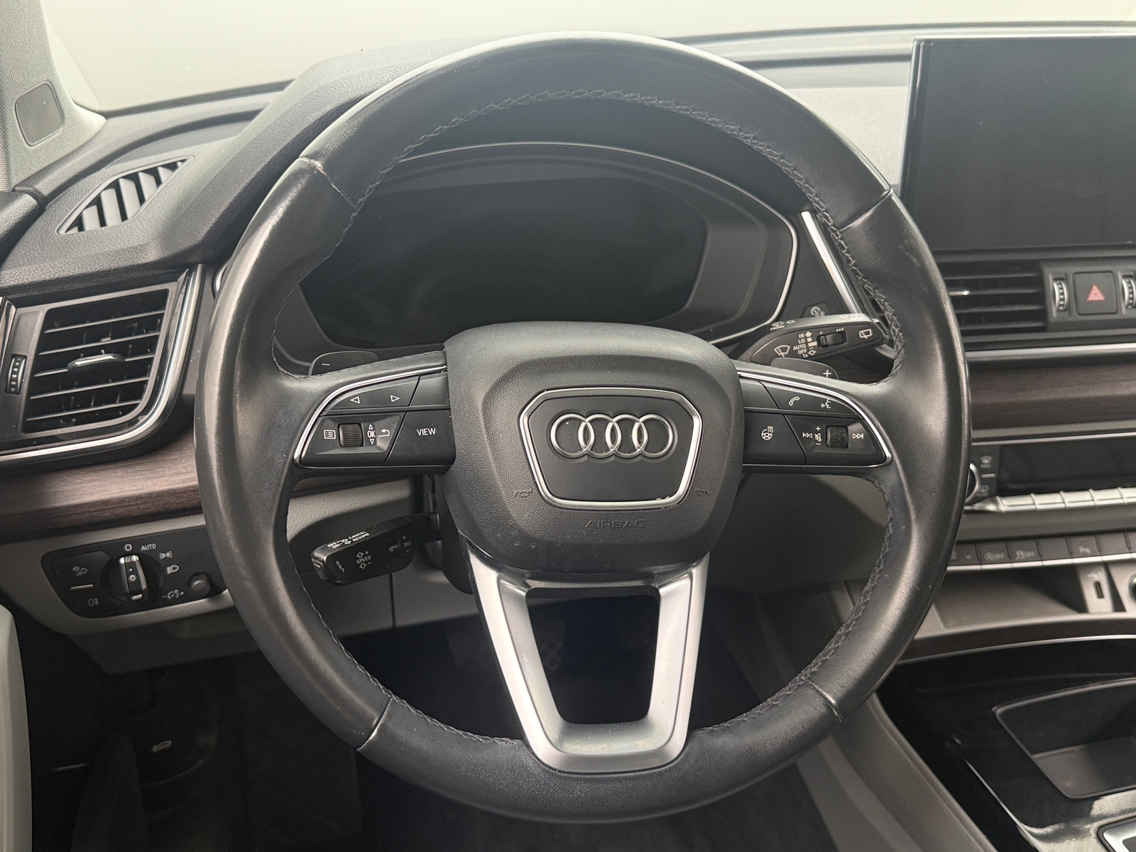Thumbnail: 2023 Audi Q5 - 4