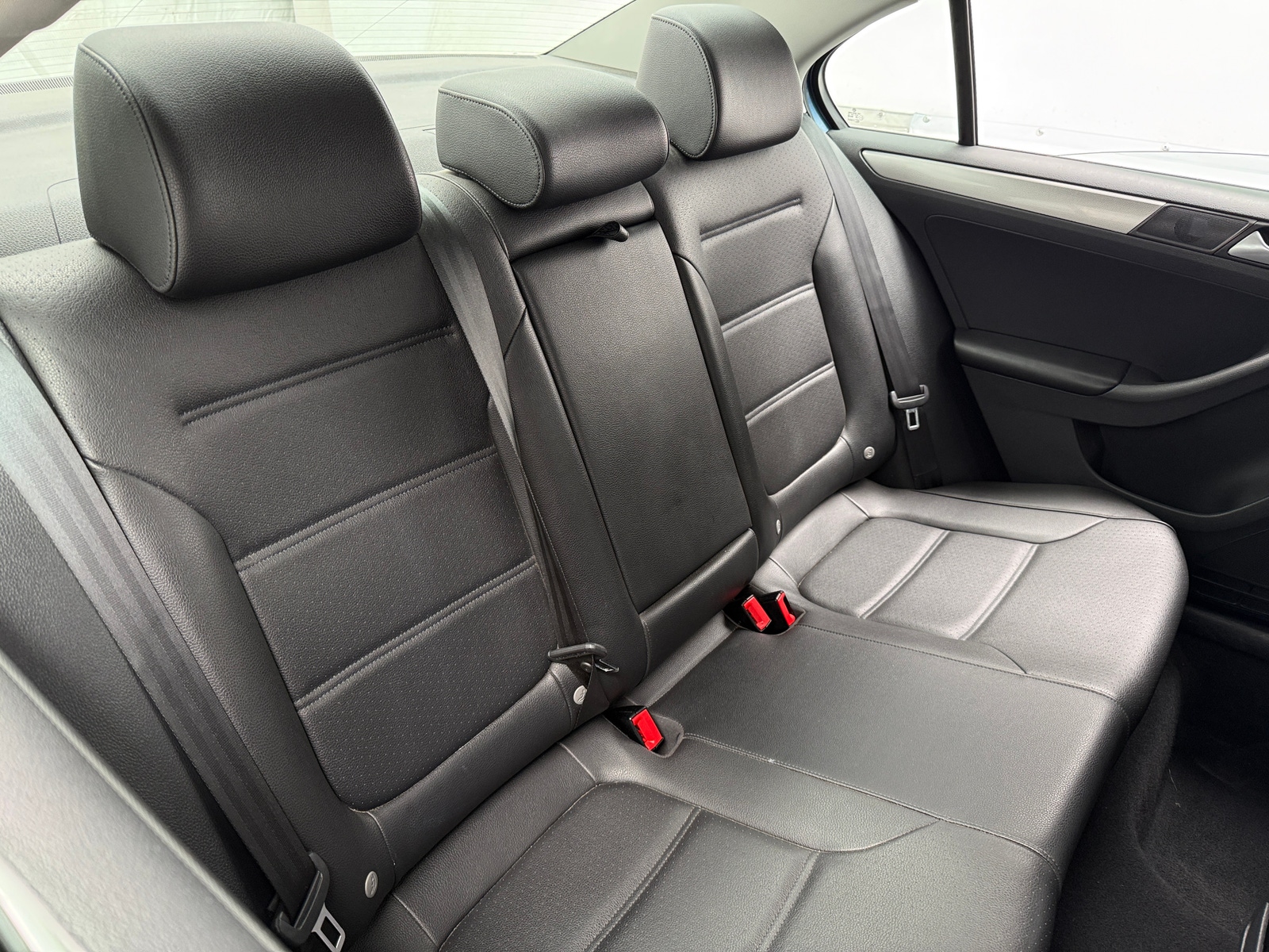 Thumbnail: 2017 Volkswagen Jetta - 5