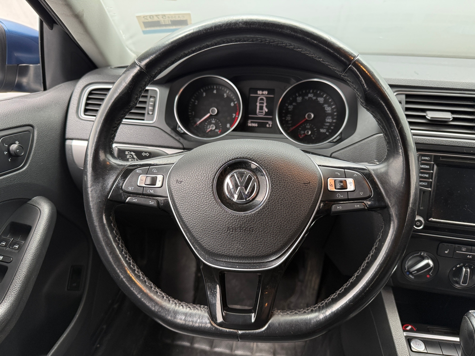 Thumbnail: 2017 Volkswagen Jetta - 4