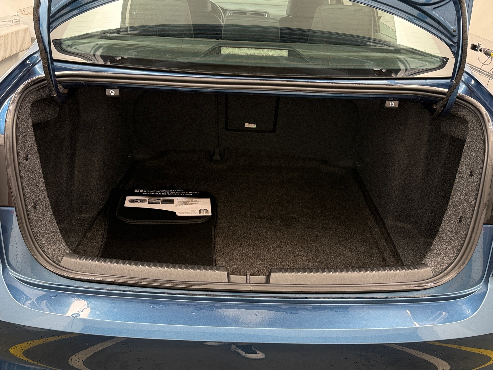 Thumbnail: 2017 Volkswagen Jetta - 6