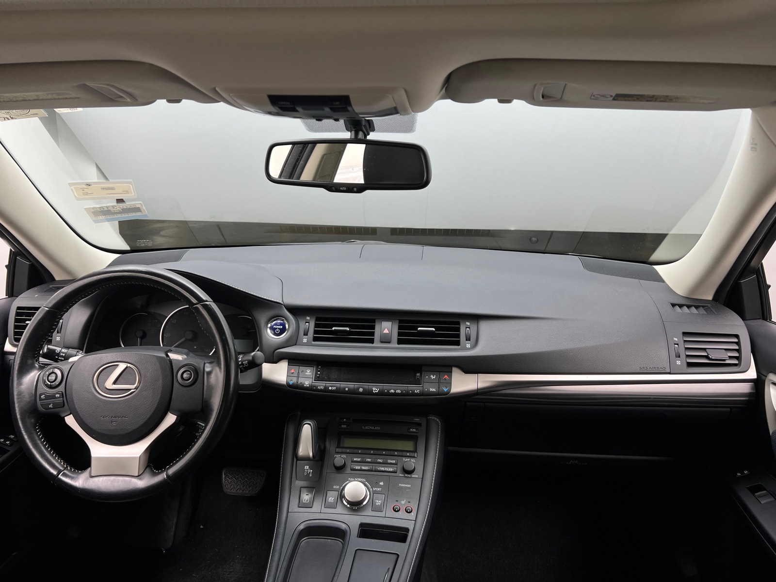 Thumbnail: 2017 Lexus CT - 2