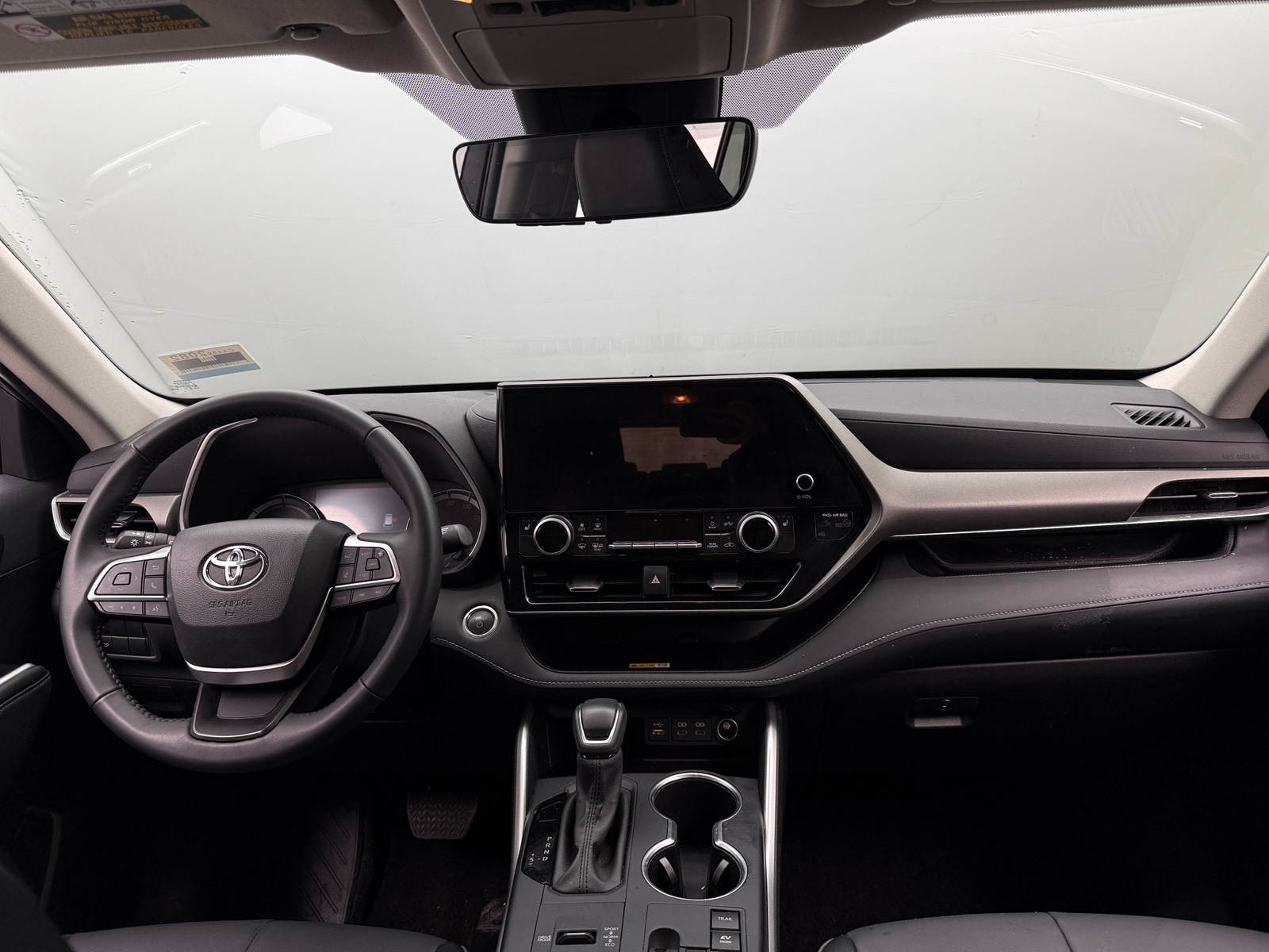 Thumbnail: 2025 Toyota Highlander - 3