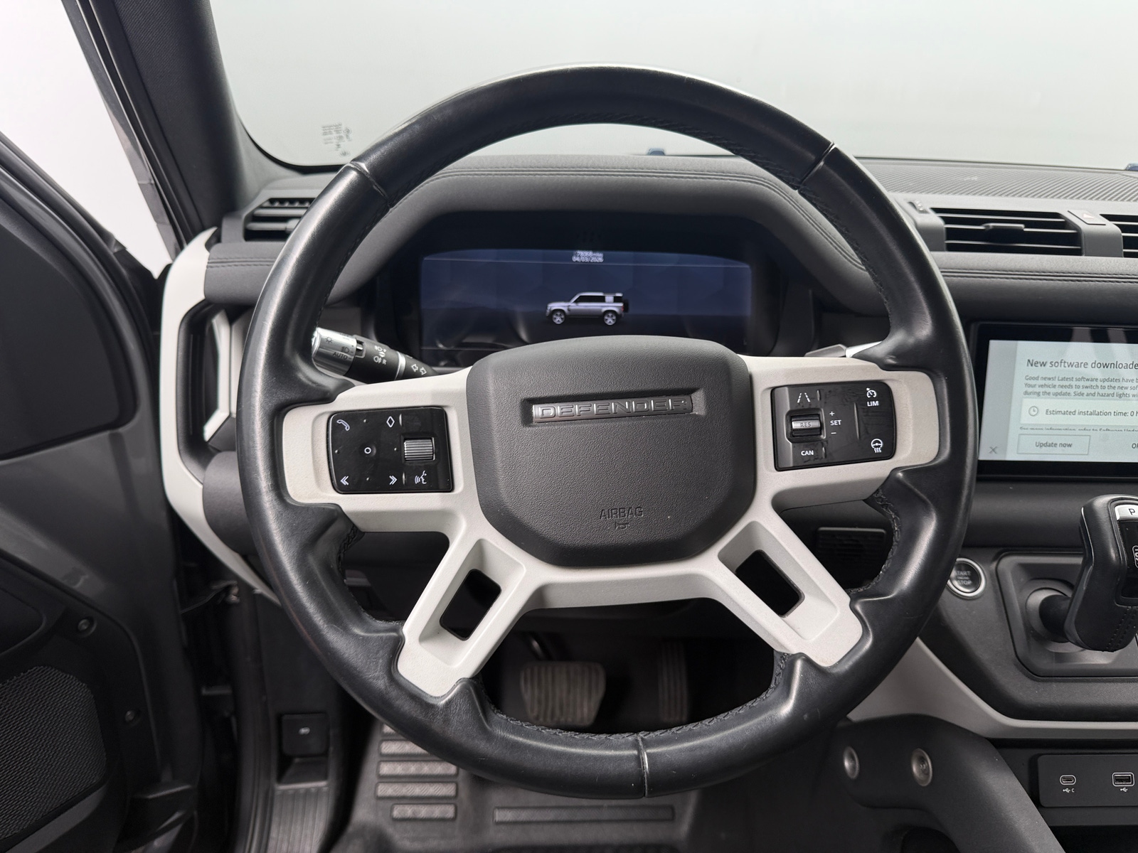 Thumbnail: 2020 Land Rover Defender - 4