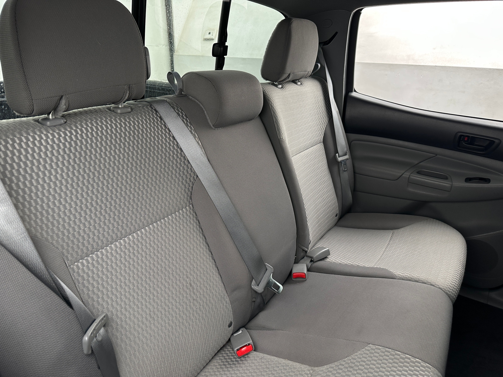 Thumbnail: 2015 Toyota Tacoma - 6