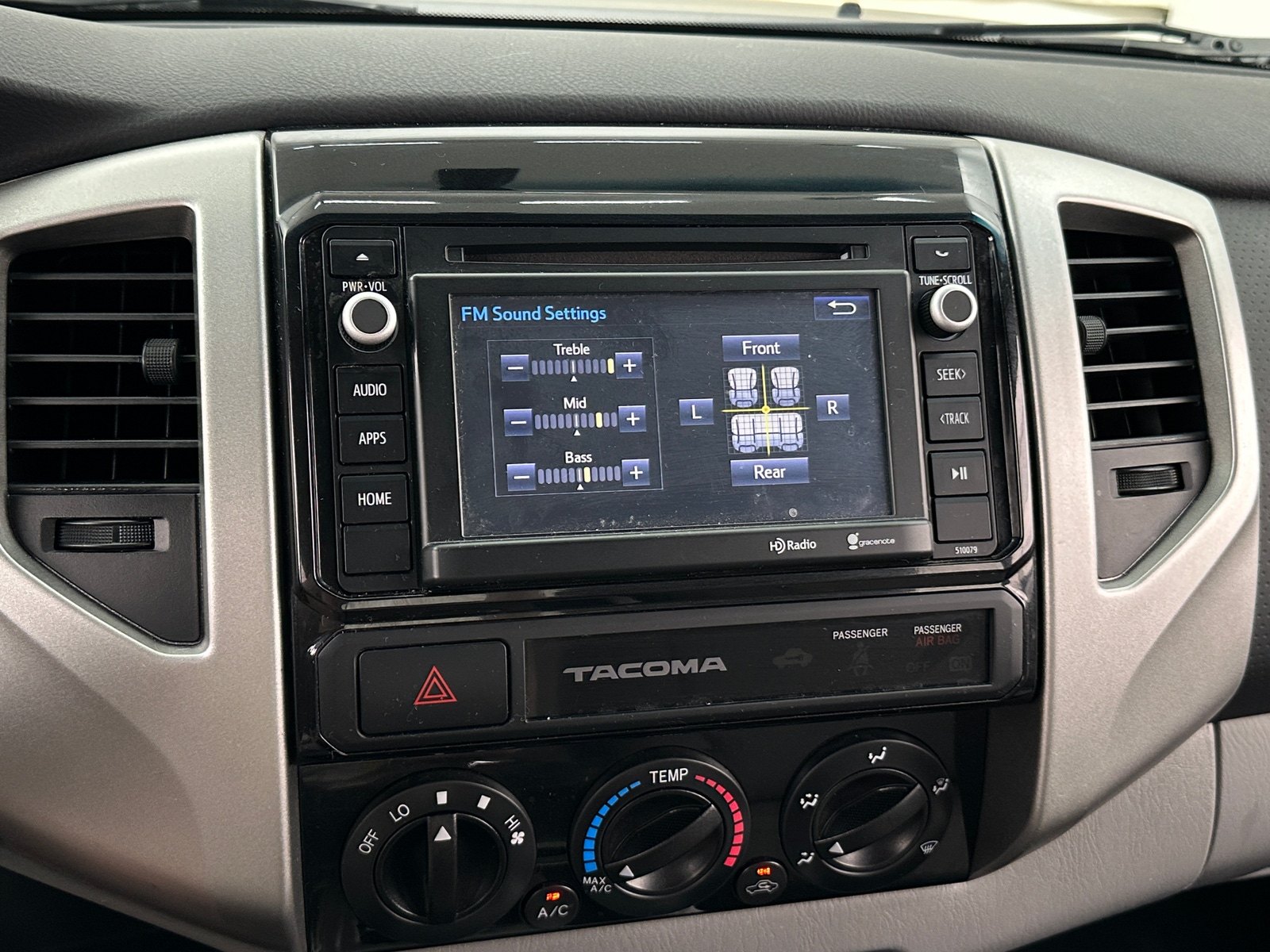 Thumbnail: 2015 Toyota Tacoma - 4