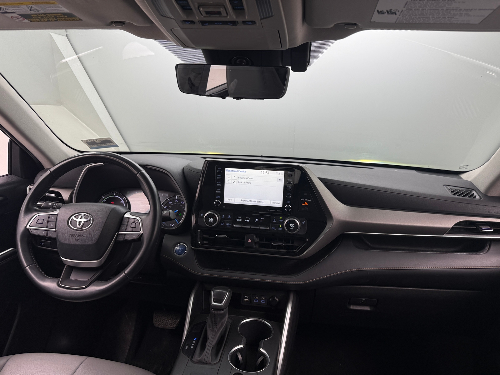 Thumbnail: 2022 Toyota Highlander - 2