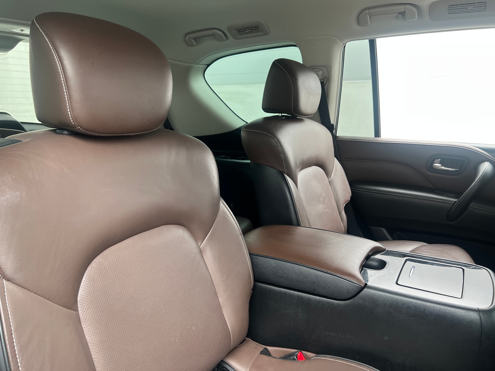 Thumbnail: 2022 INFINITI QX80 - 5