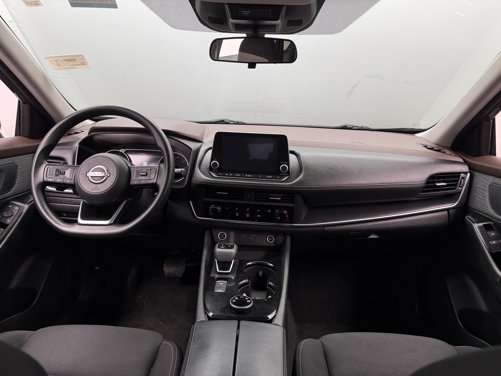 Thumbnail: 2023 Nissan Rogue - 3