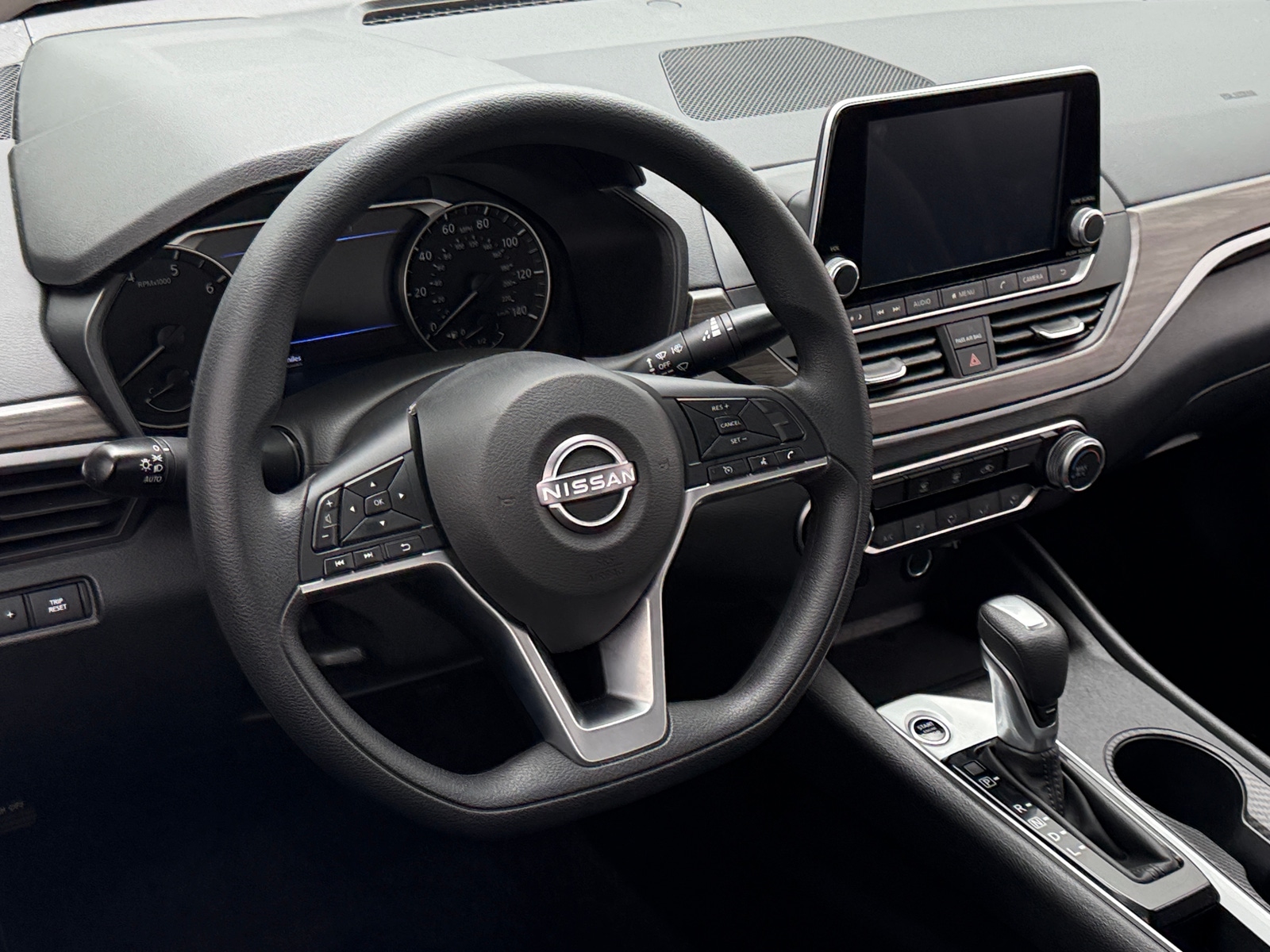 Thumbnail: 2025 Nissan Altima - 5