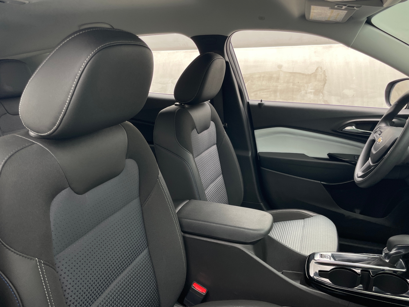 Thumbnail: 2025 Chevrolet Trax - 2