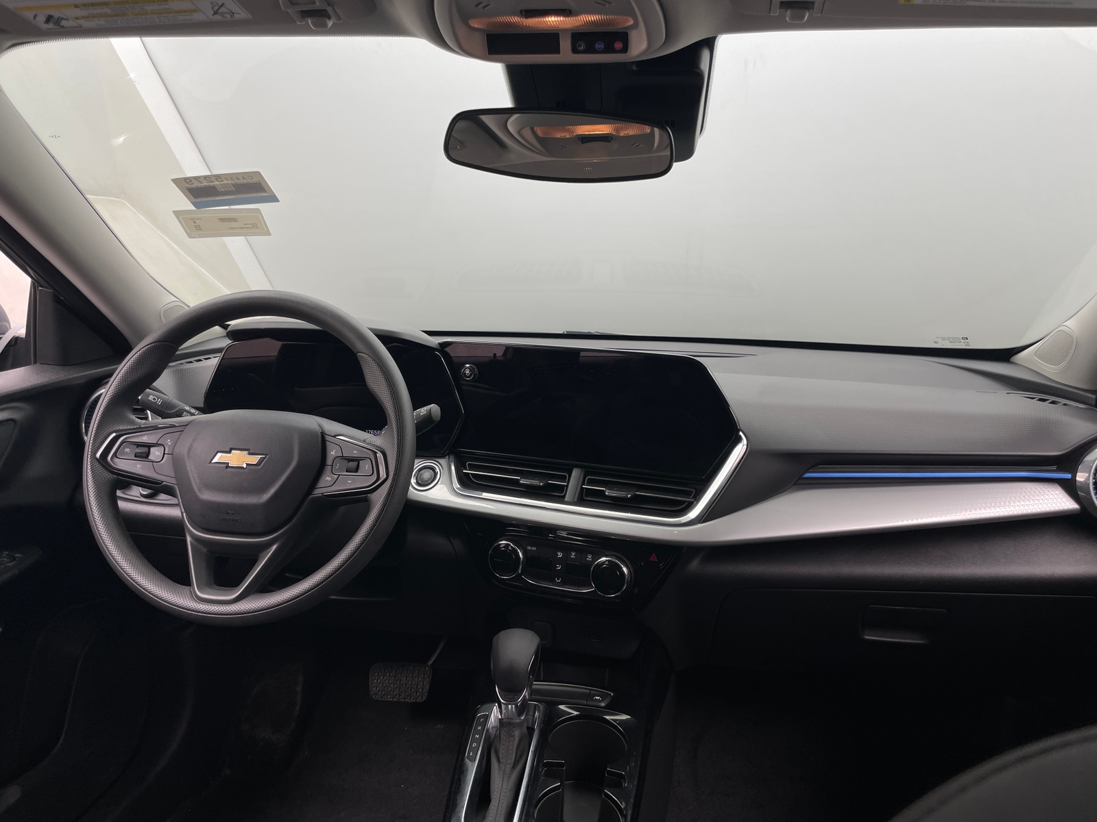 Thumbnail: 2025 Chevrolet Trax - 3