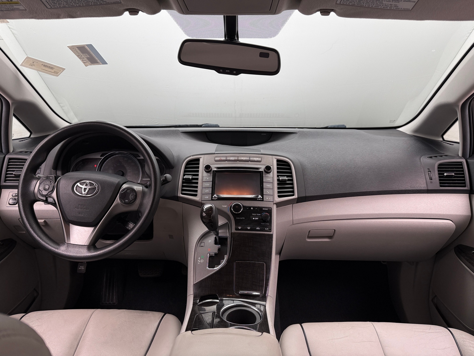 Thumbnail: 2015 Toyota Venza - 3