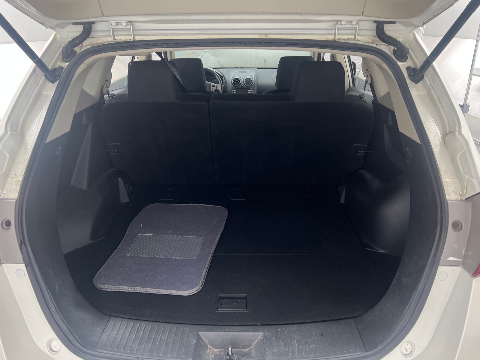 Thumbnail: 2015 Nissan Rogue - 7