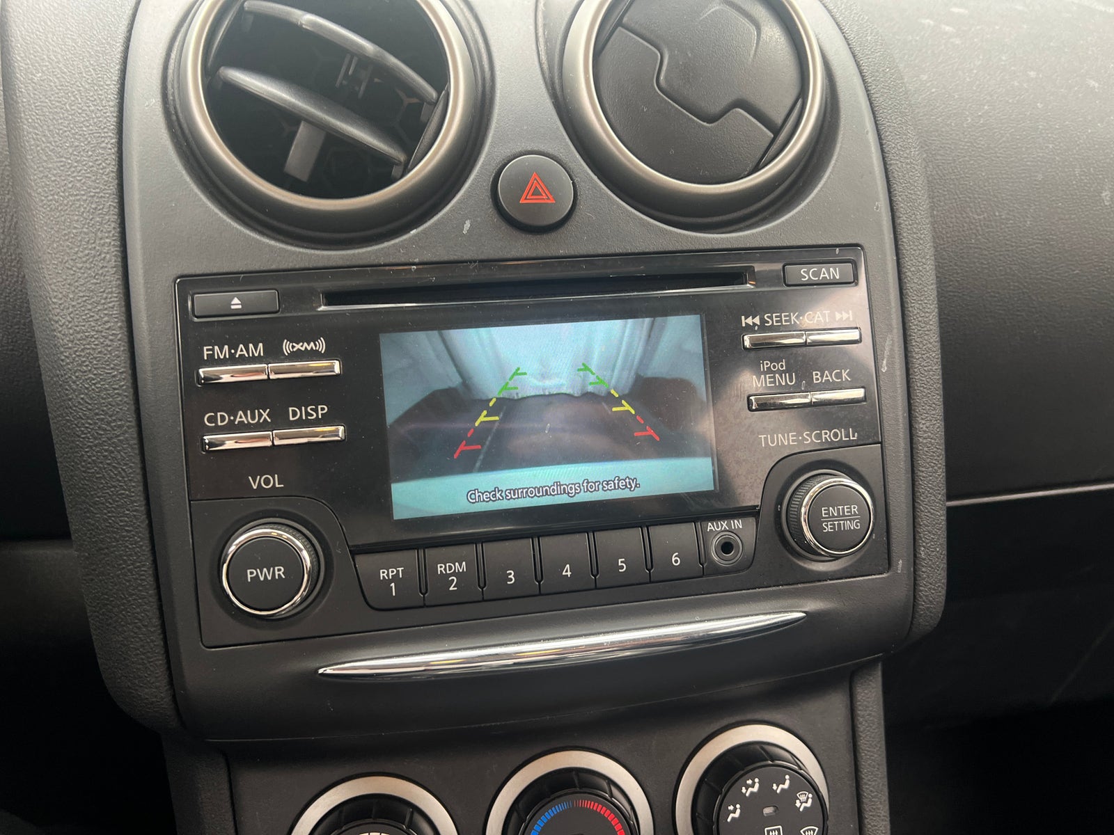 Thumbnail: 2015 Nissan Rogue - 4