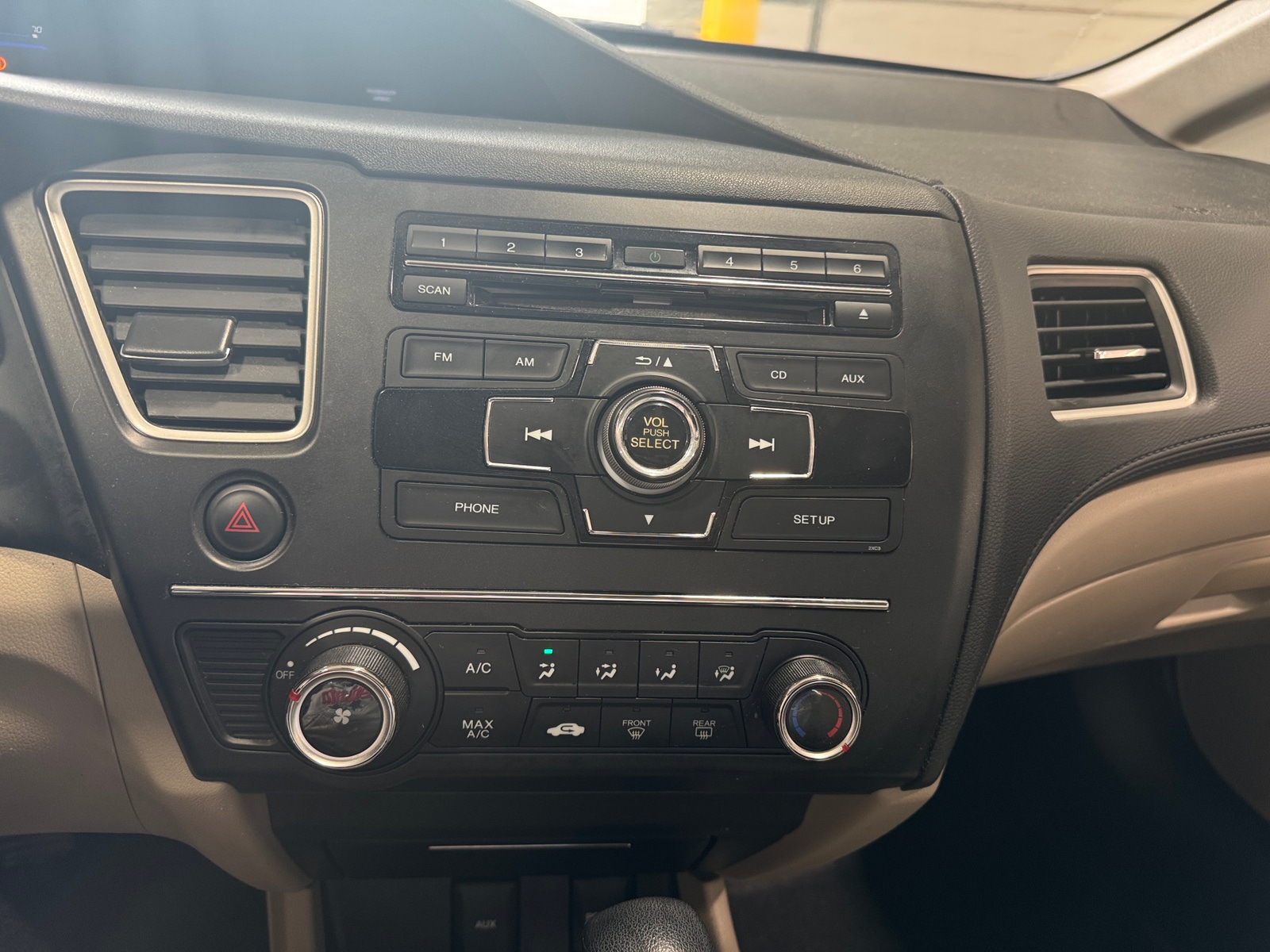 Thumbnail: 2015 Honda Civic - 4