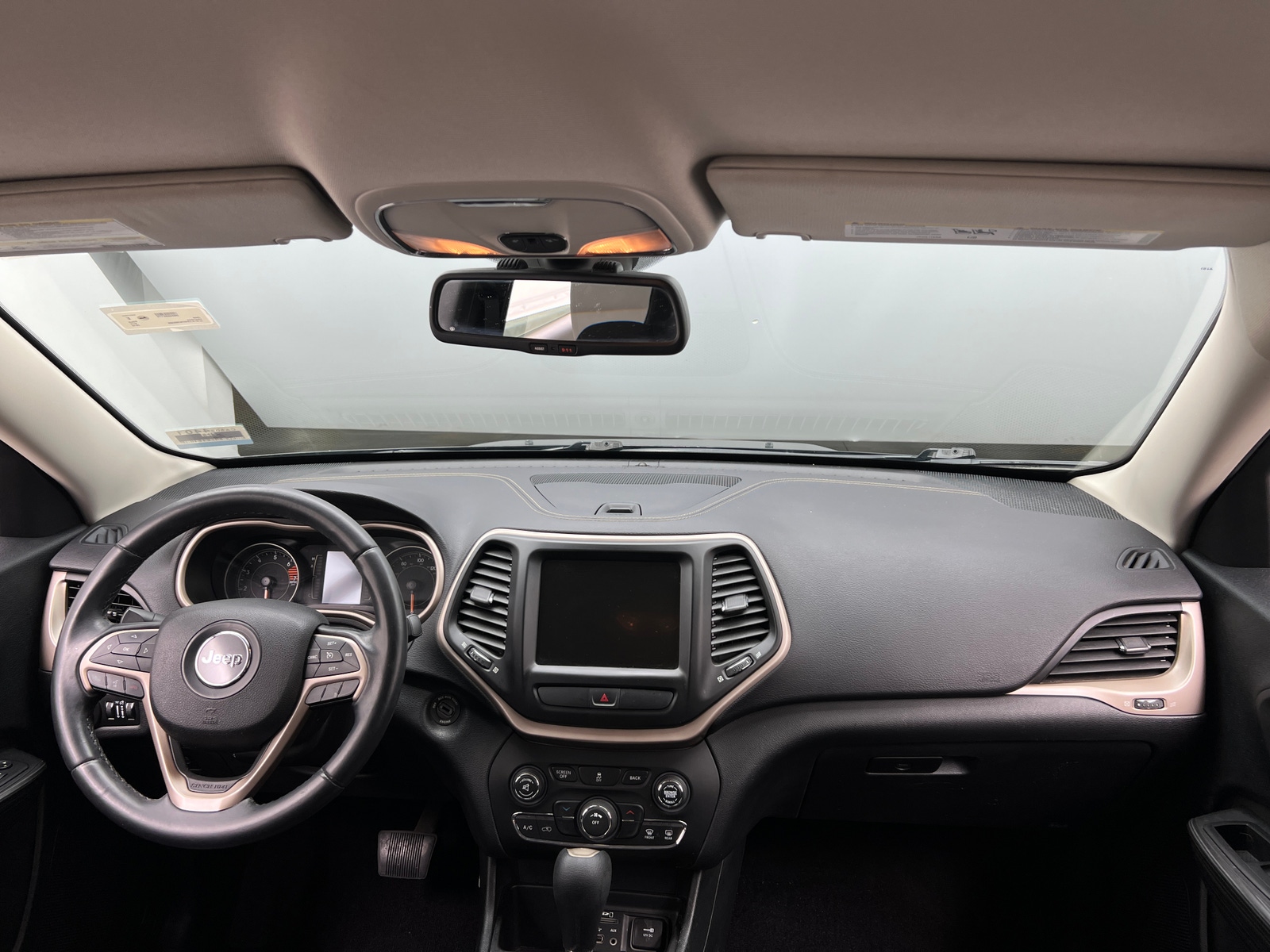 Thumbnail: 2016 Jeep Cherokee - 3