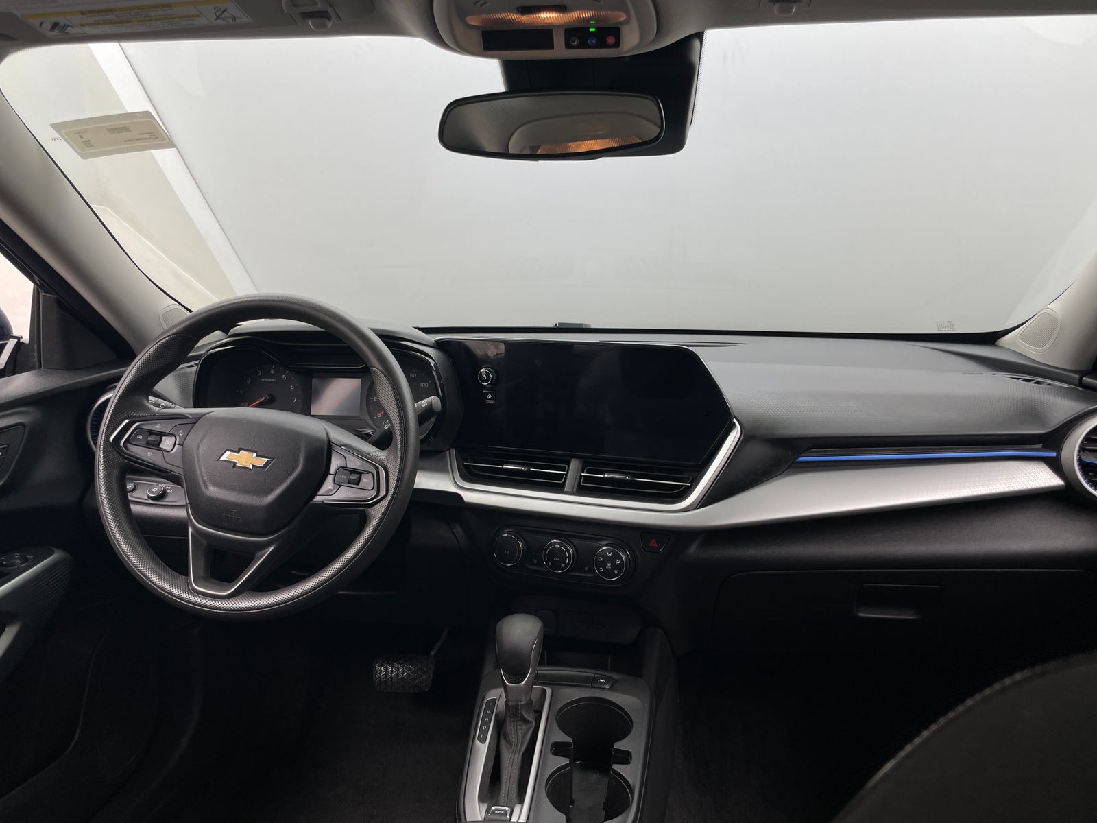 Thumbnail: 2024 Chevrolet Trax - 3