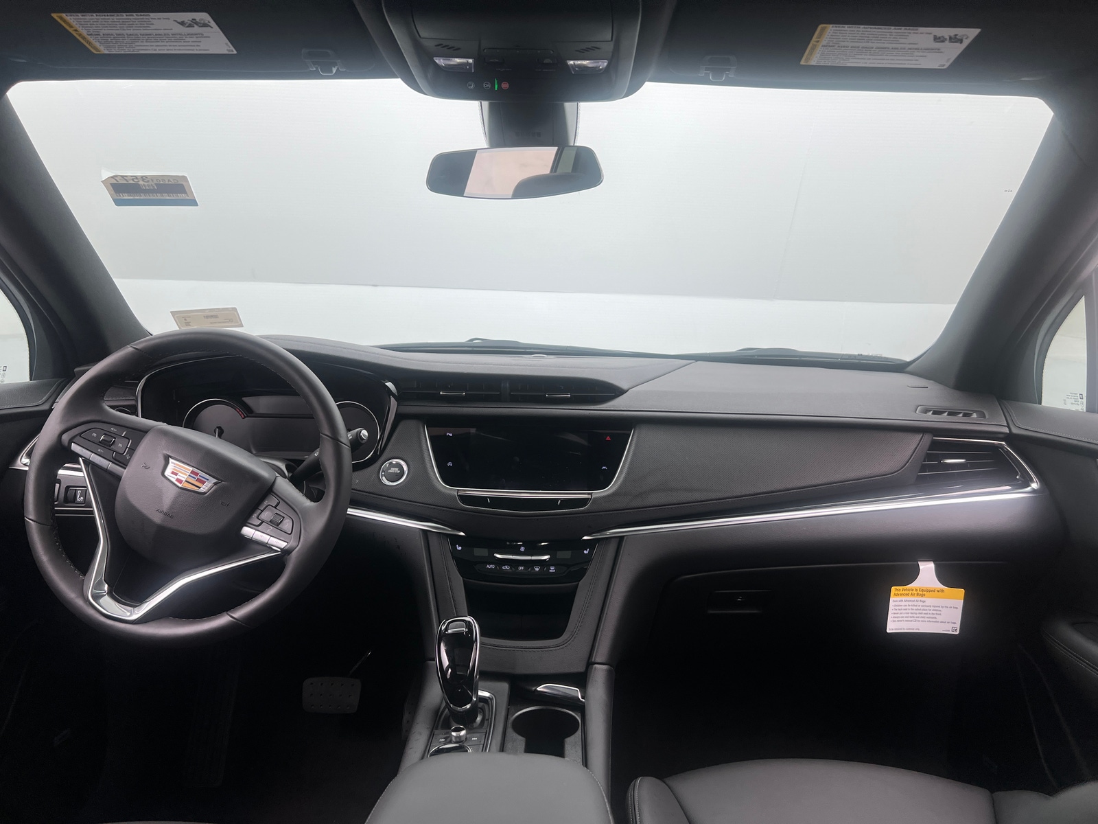 Thumbnail: 2025 Cadillac XT6 - 2