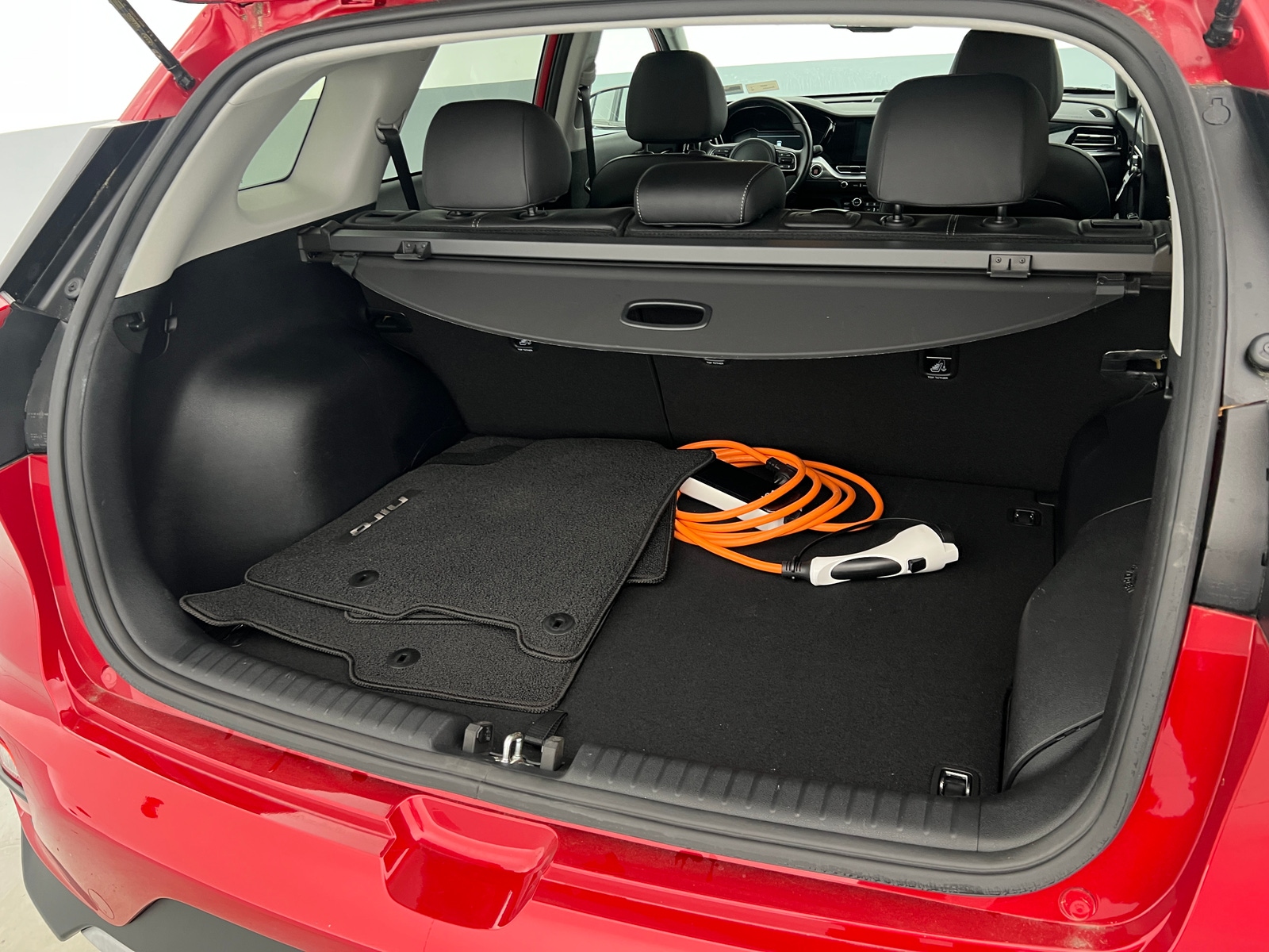 Thumbnail: 2022 Kia Niro - 7