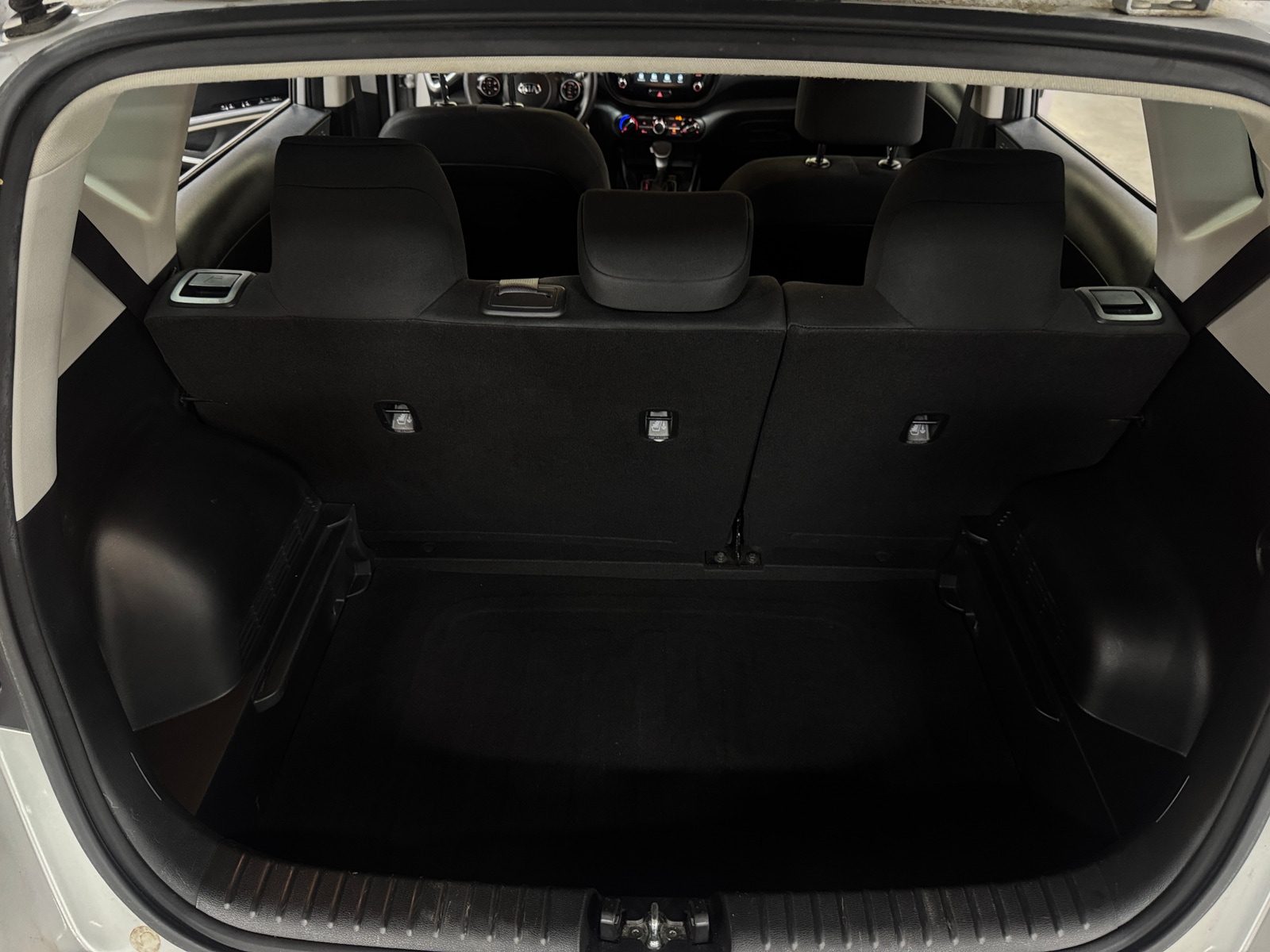 Thumbnail: 2021 Kia Soul - 7