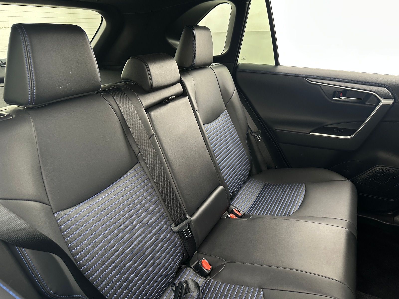 Thumbnail: 2024 Toyota RAV4 - 5