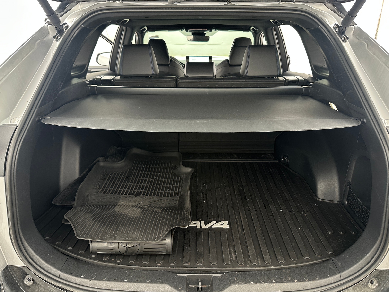 Thumbnail: 2024 Toyota RAV4 - 6