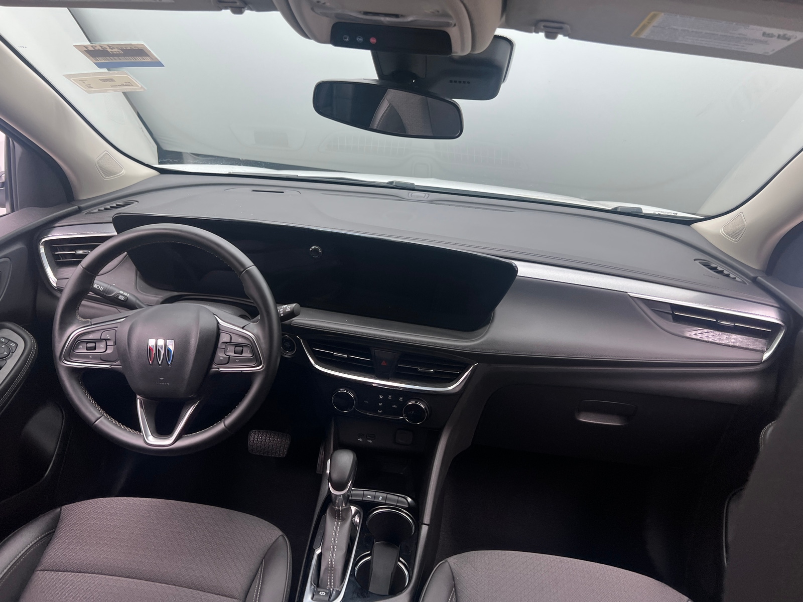 Thumbnail: 2025 Buick Encore GX - 3