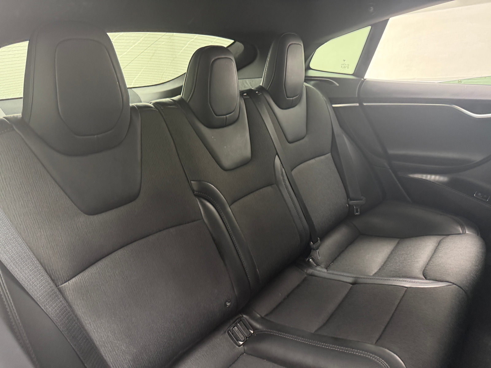 Thumbnail: 2017 Tesla Model S - 5