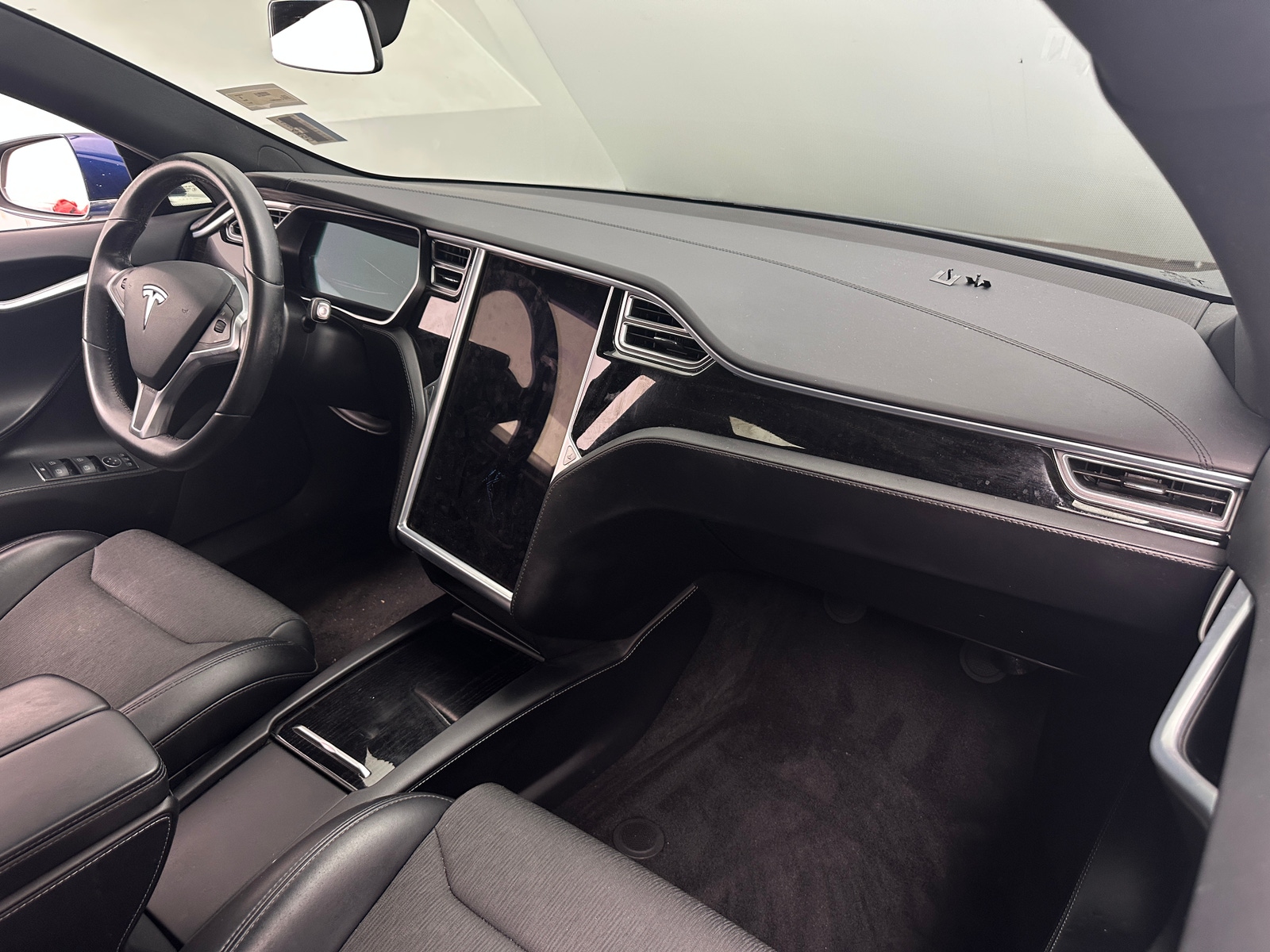 Thumbnail: 2017 Tesla Model S - 2