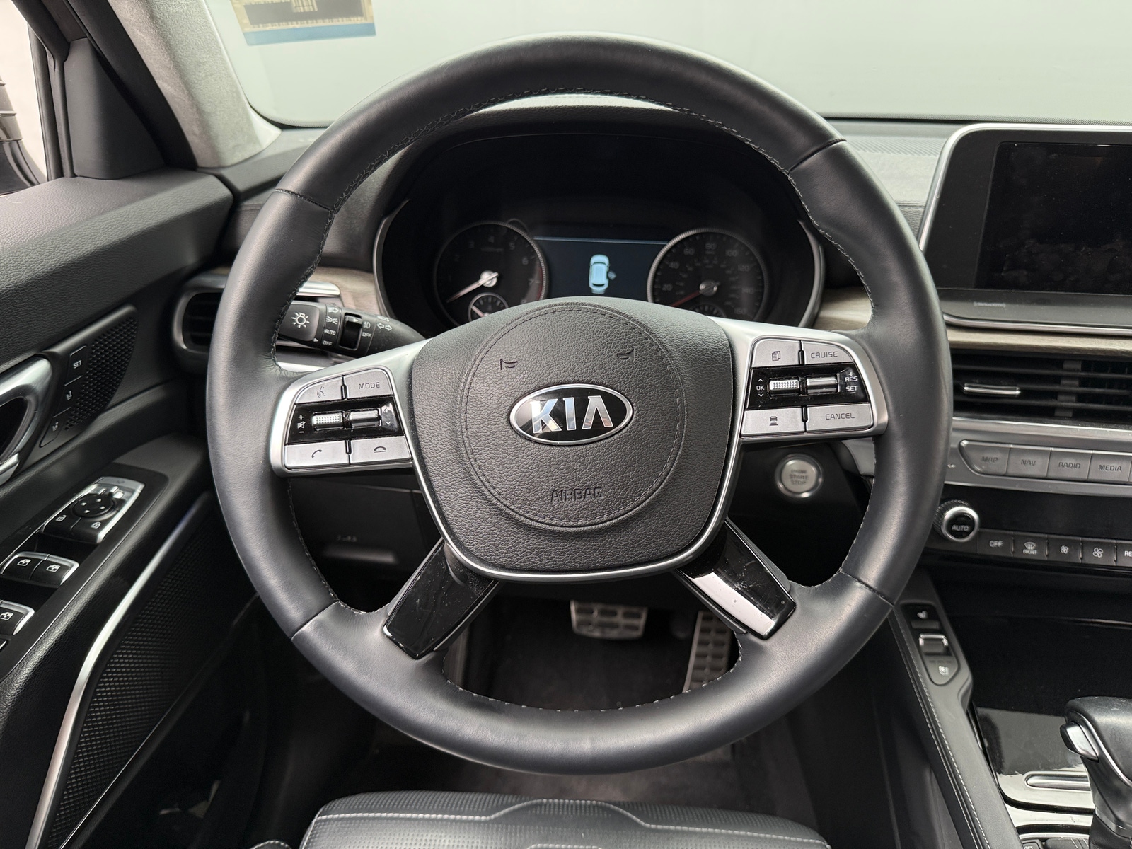 Thumbnail: 2021 Kia Telluride - 4