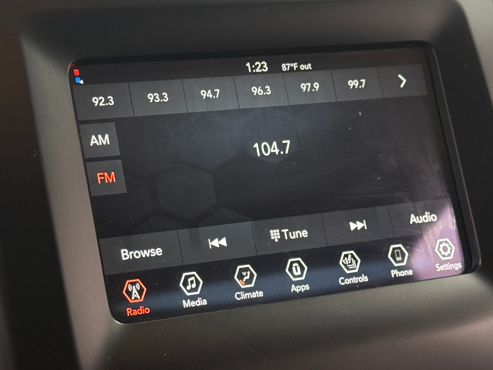 Thumbnail: 2019 Jeep Cherokee - 4