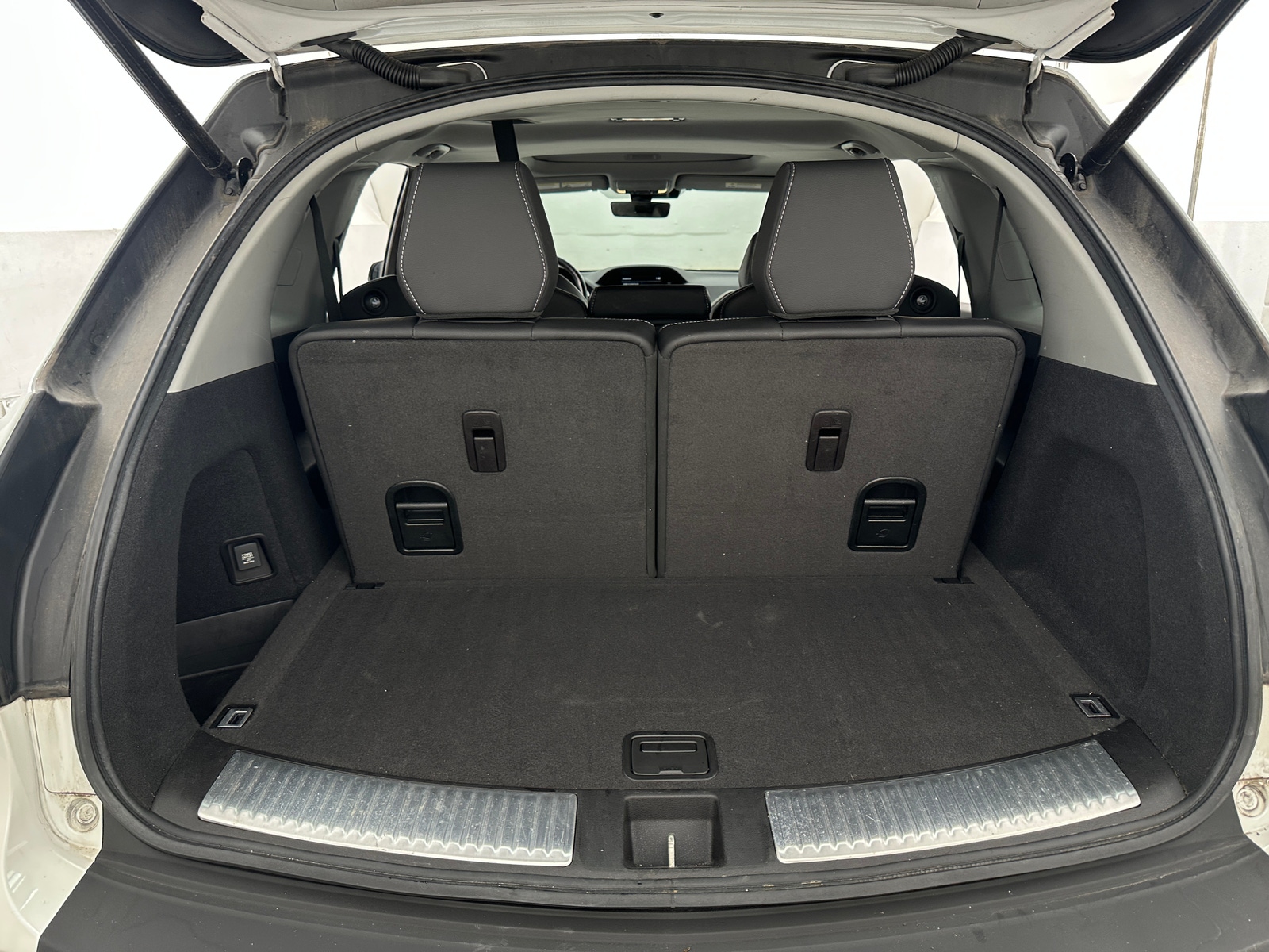 Thumbnail: 2020 Acura MDX - 6