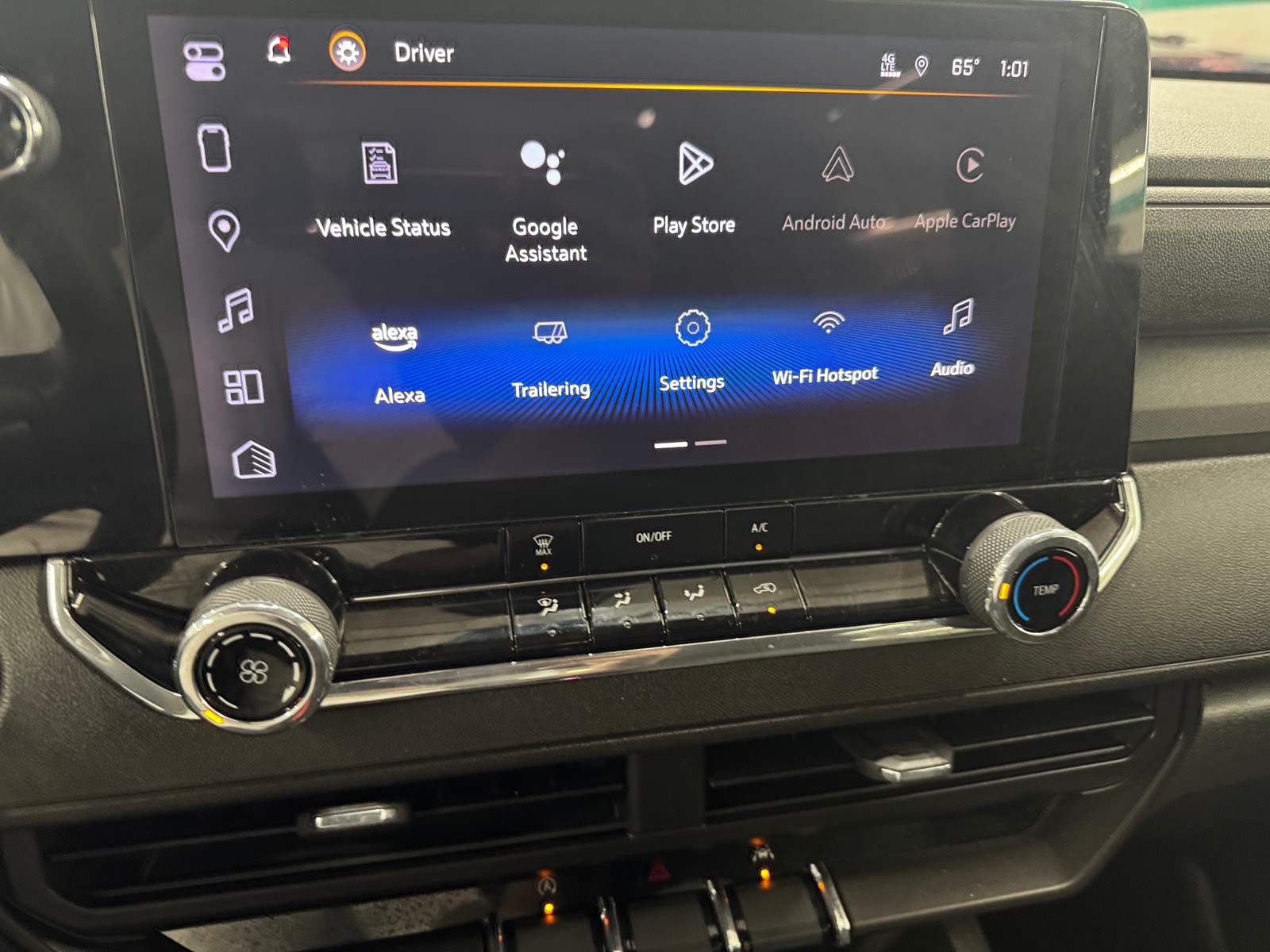 Thumbnail: 2024 Chevrolet Colorado - 4