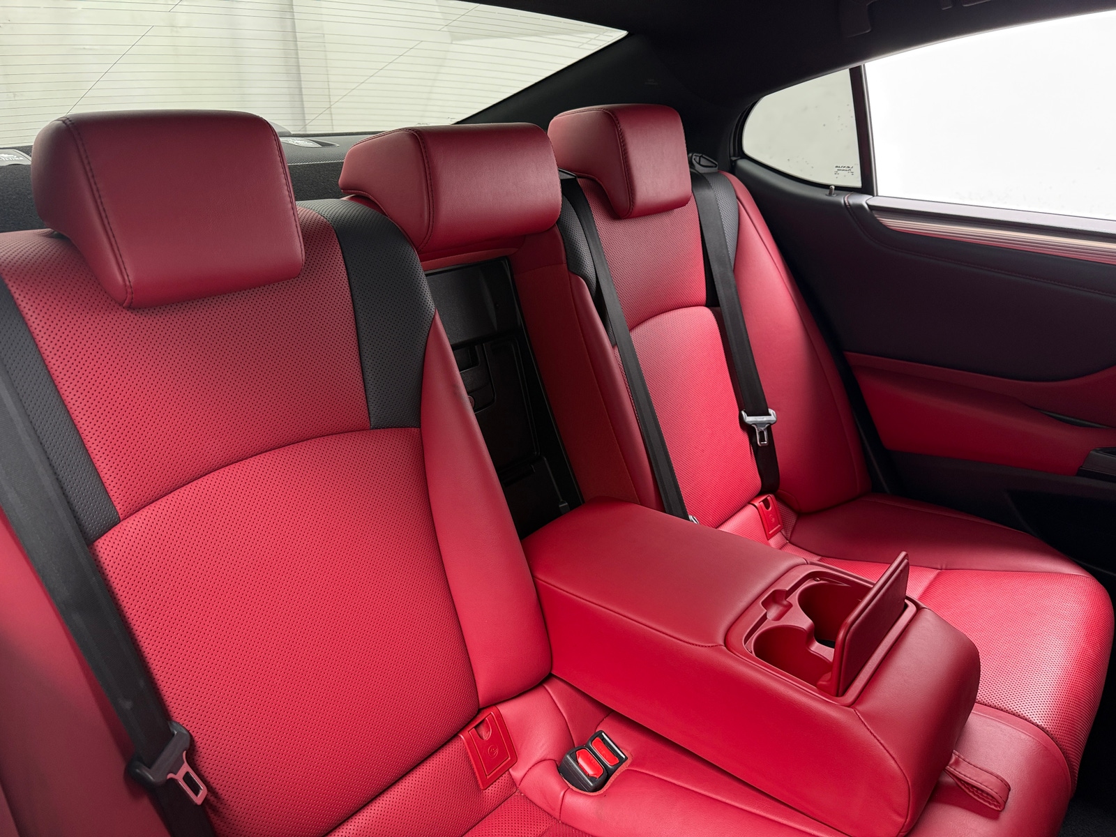 Thumbnail: 2019 Lexus ES - 6