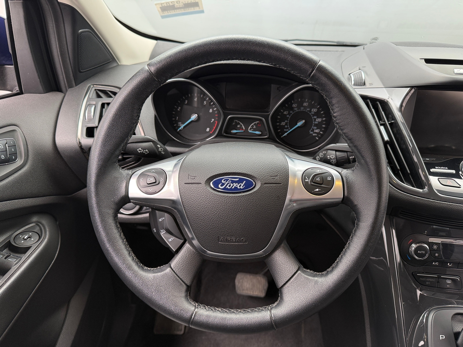 Thumbnail: 2015 Ford Escape - 4