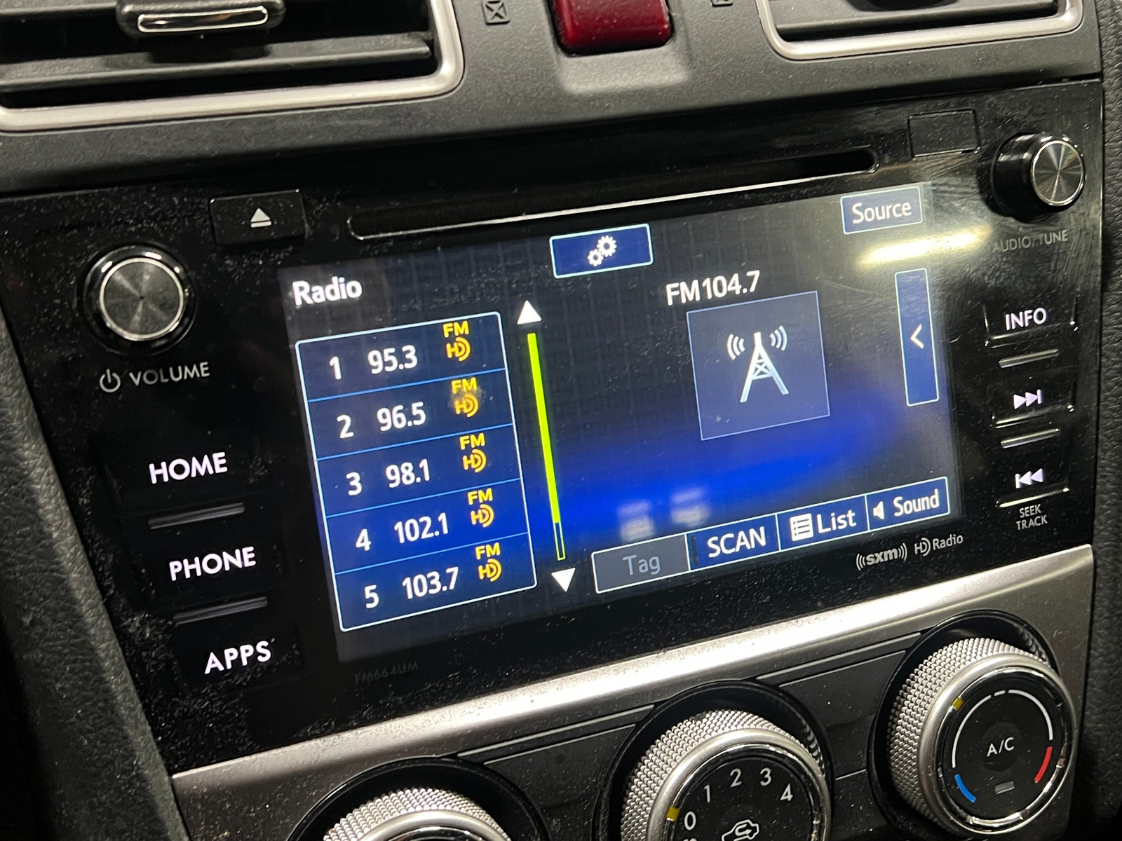 Thumbnail: 2015 Subaru XV Crosstrek - 4