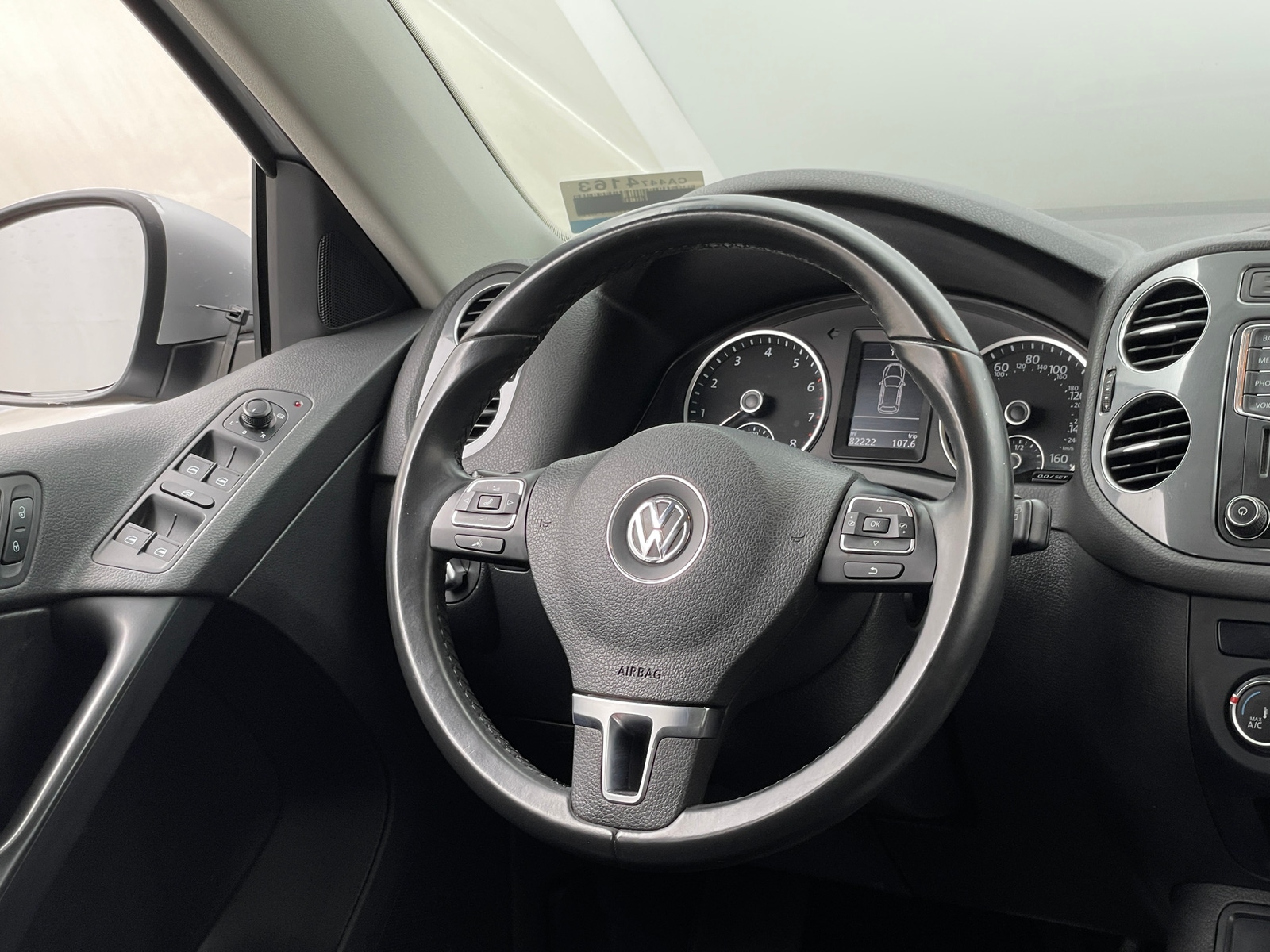 Thumbnail: 2017 Volkswagen Tiguan - 5