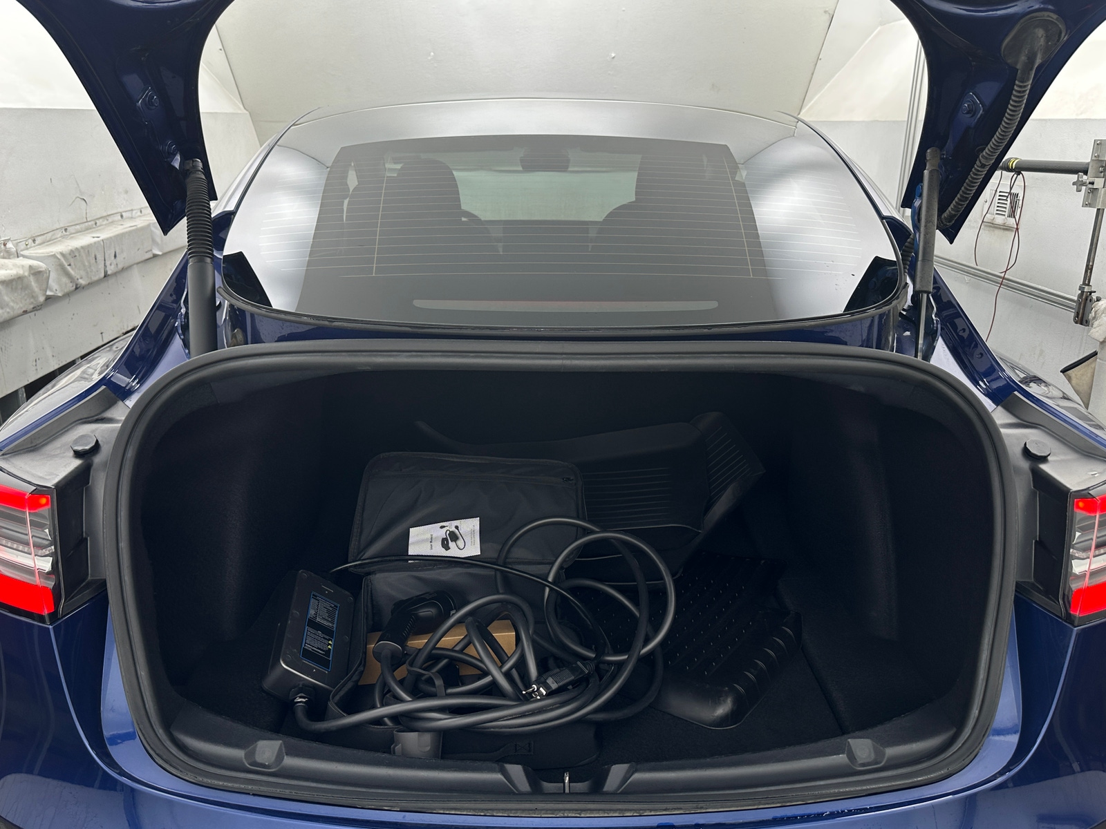 Thumbnail: 2022 Tesla Model 3 - 6