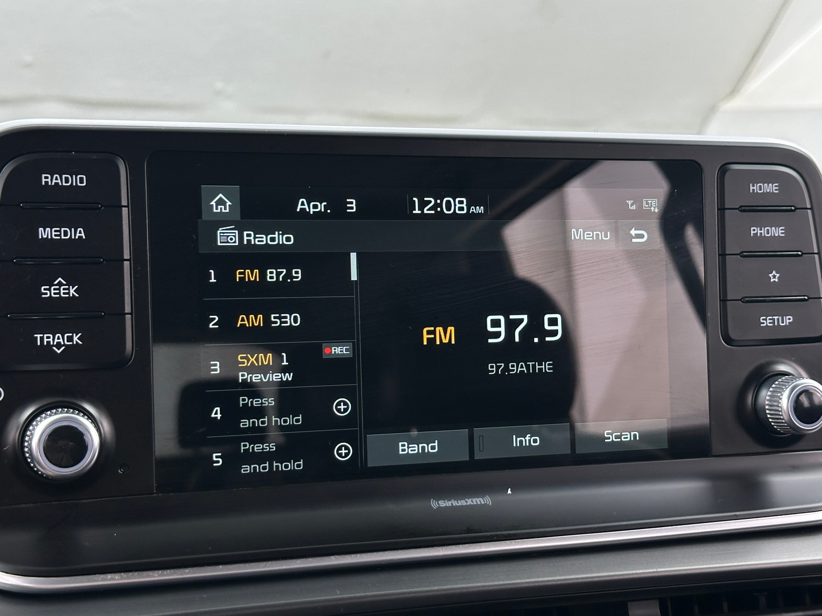 Thumbnail: 2020 Kia Telluride - 3